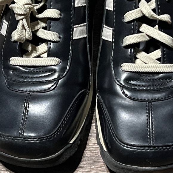 Skechers Womens Sz 8.5 Lace Up Black Leather Street Sneaker Off Wht Stripes - Picture 4 of 11